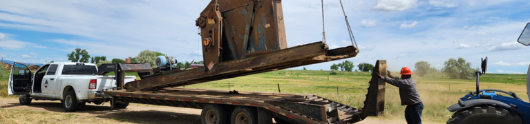 Loading Pumpjack base for decomm